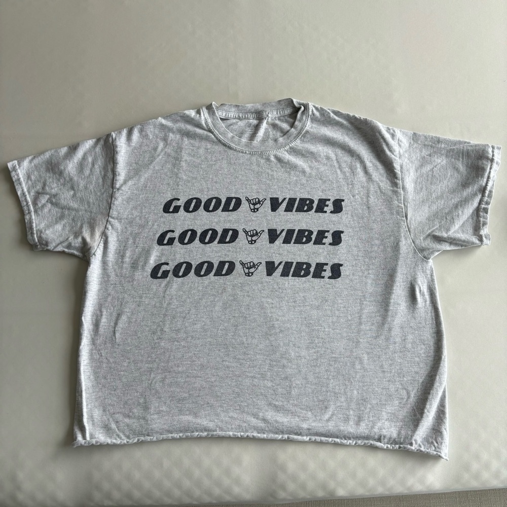 BRANDY MELVILLE JOHN GALT good vibes tee